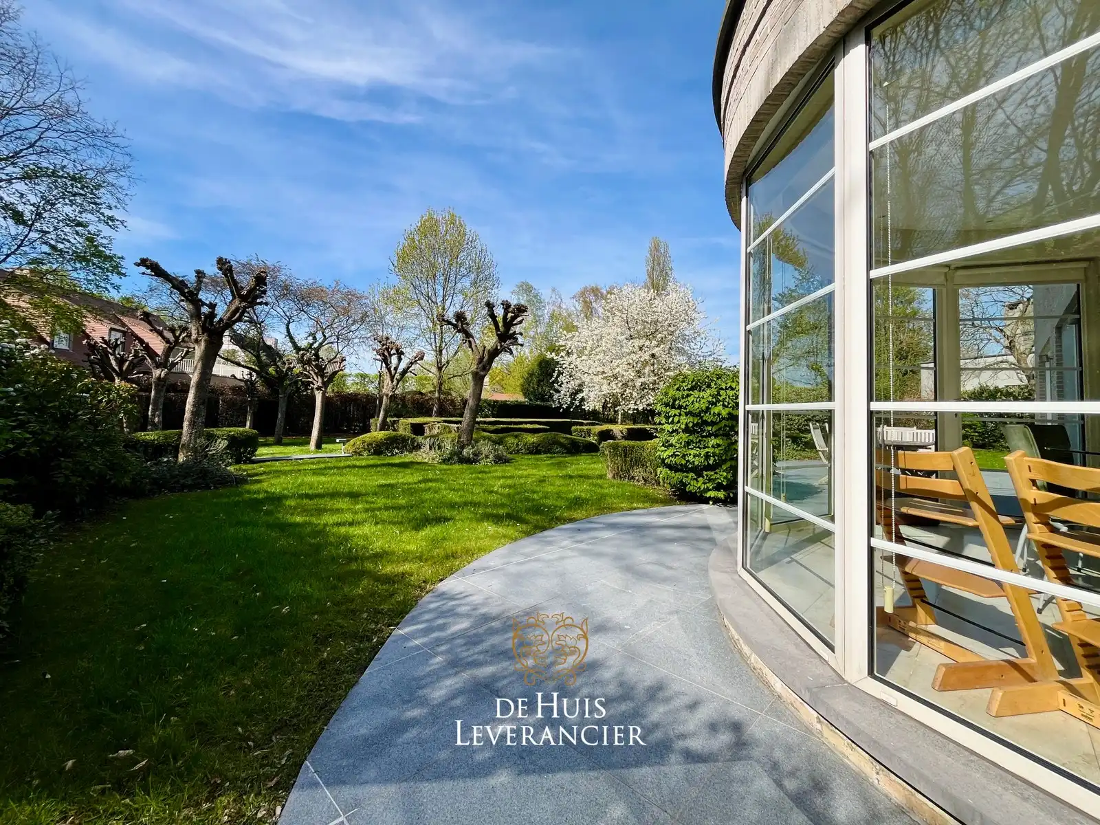 Exclusieve villa op uitzonderlijk perceel van 1 767 m², grenzend aan natuurgebied foto 17
