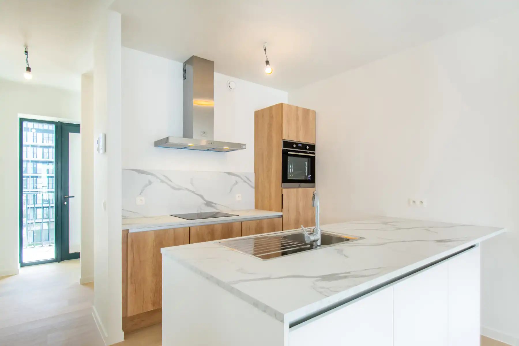 Lichtrijk nieuwbouwappartement met 2k en terras foto 5