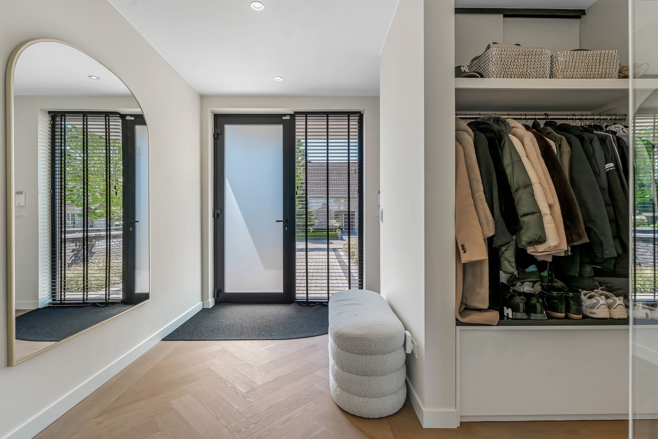 Moderne villa op royaal perceel van 11a19ca foto 18
