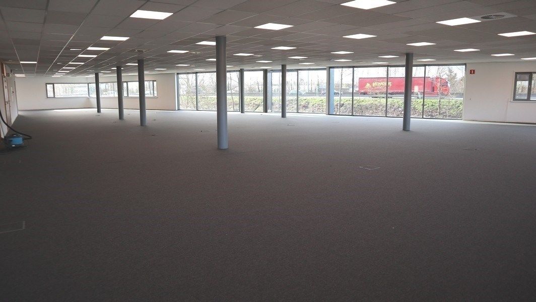 Strategisch gelegen eigentijdse kantoren te huur in Melle foto 11