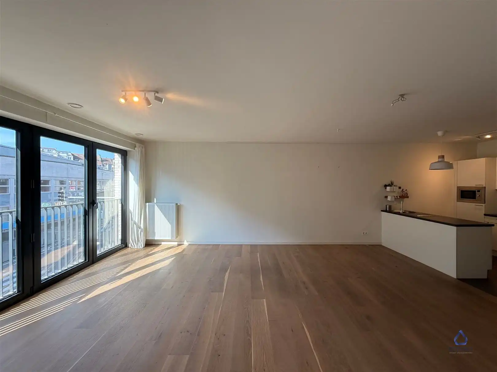 Modern nieuwbouwappt 2-SLK te Tour & Taxis foto 6