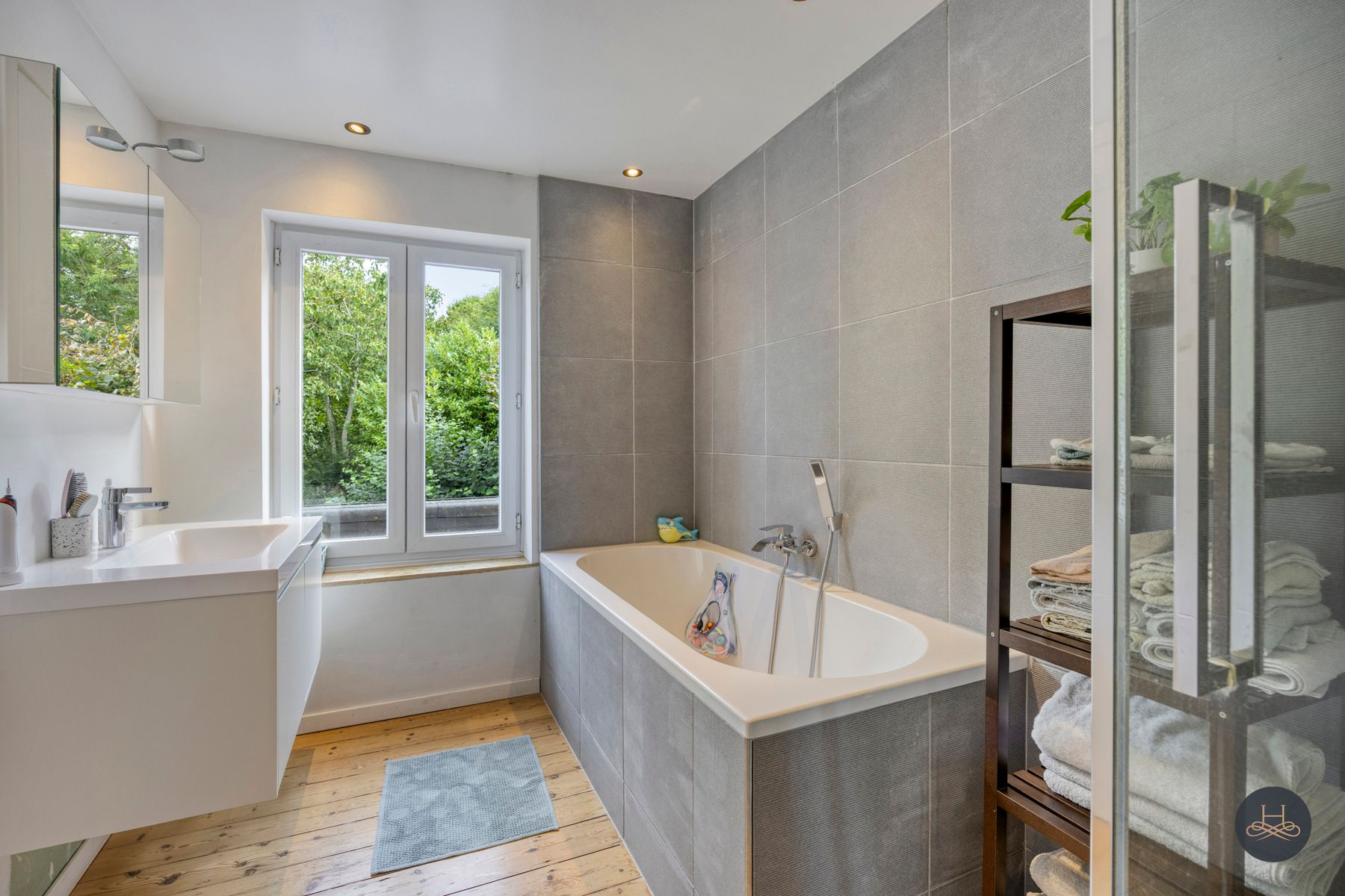 Charmante halfopen woning met karakter en grote tuin  foto 33