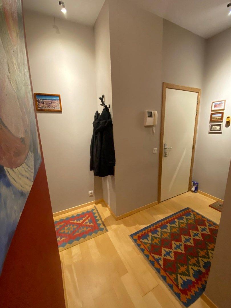 INSTAPKLAAR APP MET 1 SLAAPKAMER + BUREAU ! foto 13