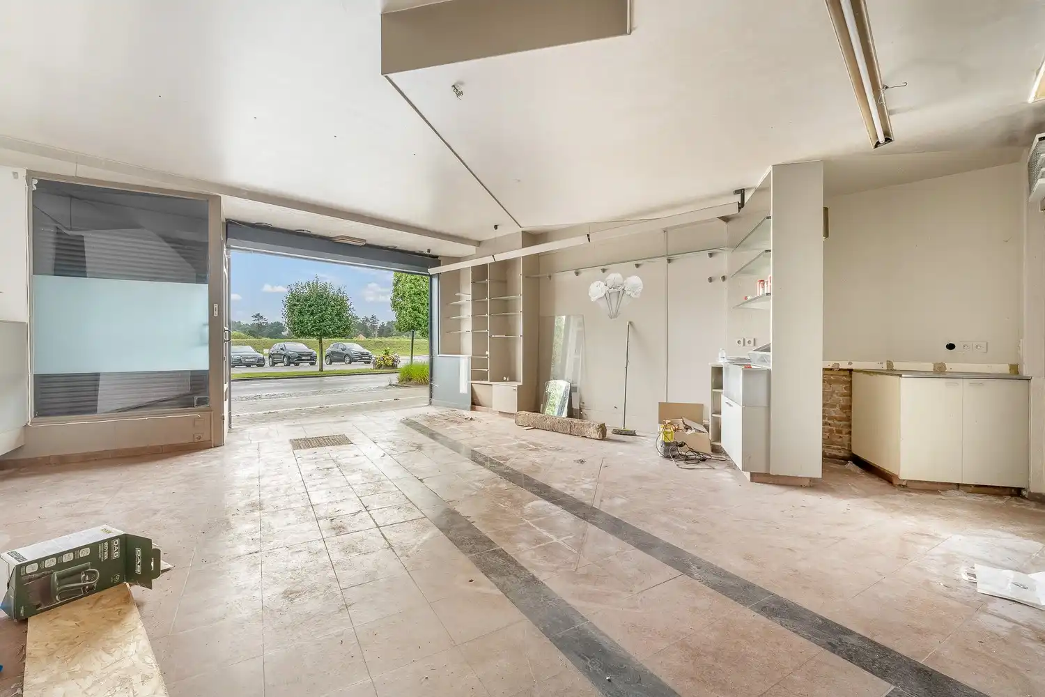 Ruime woning met (mogelijkheid tot) handelsgelijkvloers foto 17