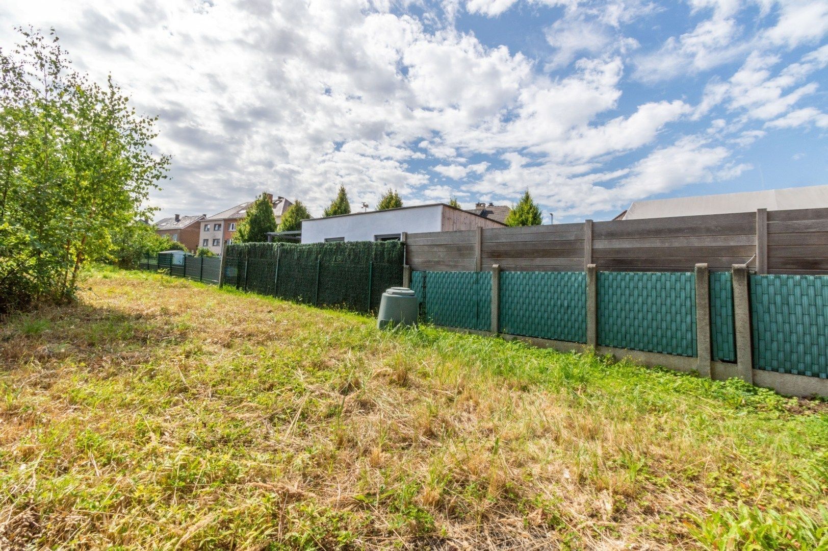 Ruime woning te renoveren met 4 slaapkamers ! foto 9