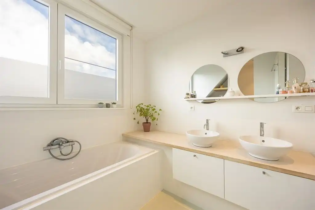 Luxe bel-etage in topbuurt op Linkeroever met heerlijke tuin foto 16