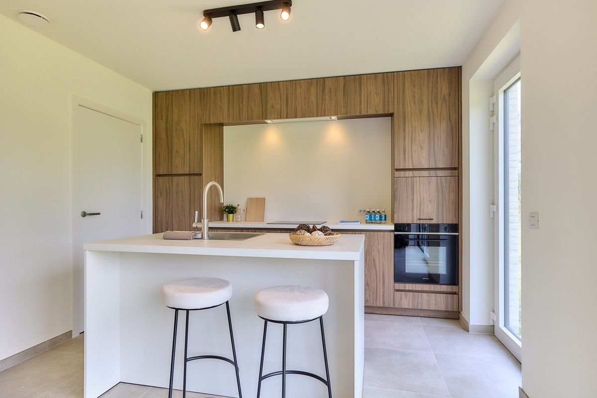 HECTAAR BOUWT BINNENKORT 6 HALFOPEN NIEUWBOUWWONINGEN IN CENTRUM STEKENE foto 6