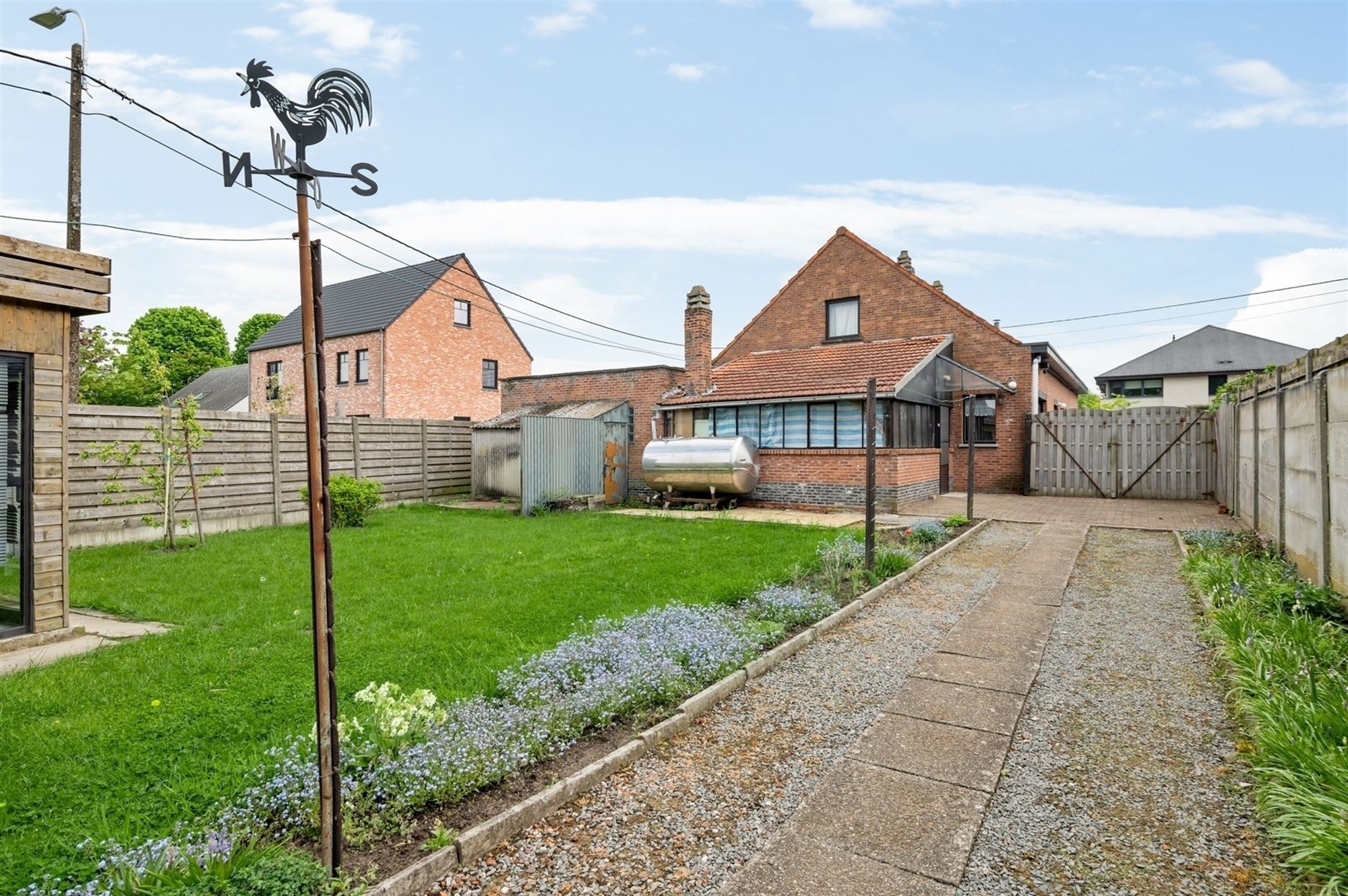 Verzorgde woning op 5007 m² te Onze-Lieve-Vrouw-Waver foto 13