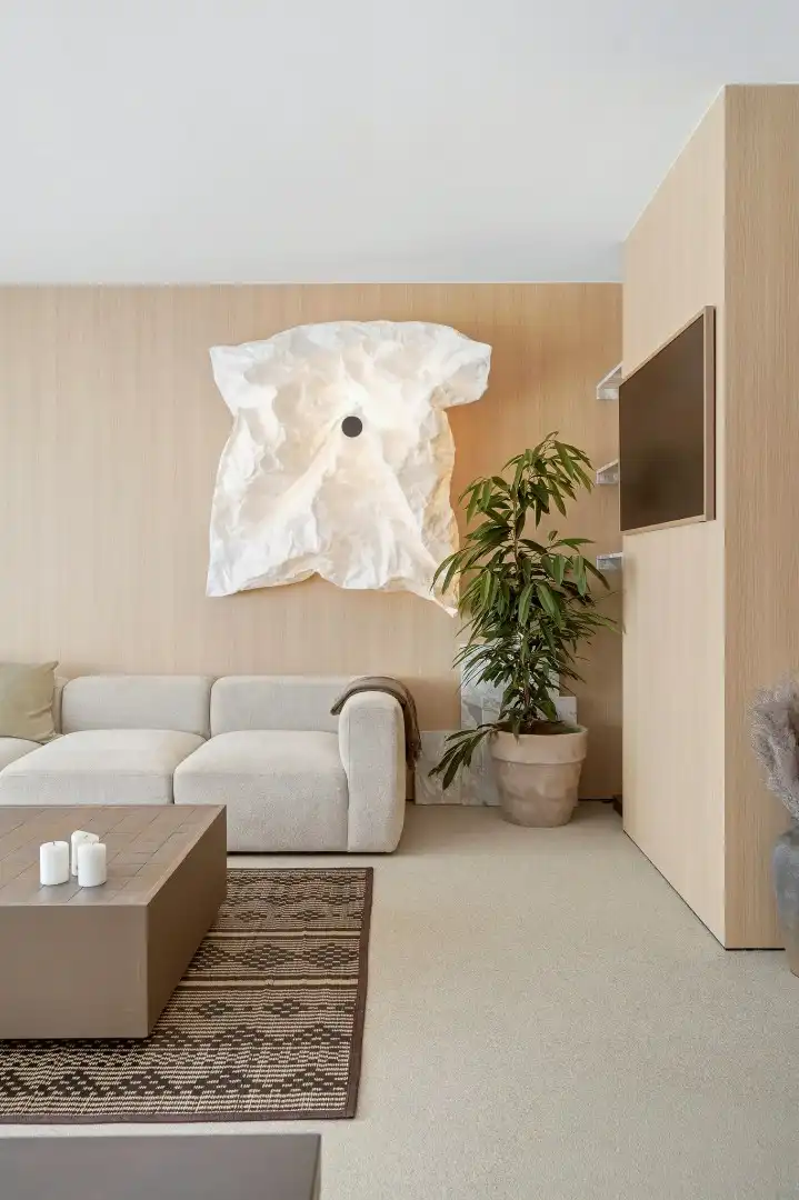Stijlvol gerenoveerd stadsappartement met maatwerk, 2 slaapkamers en veel bergruimte foto 4