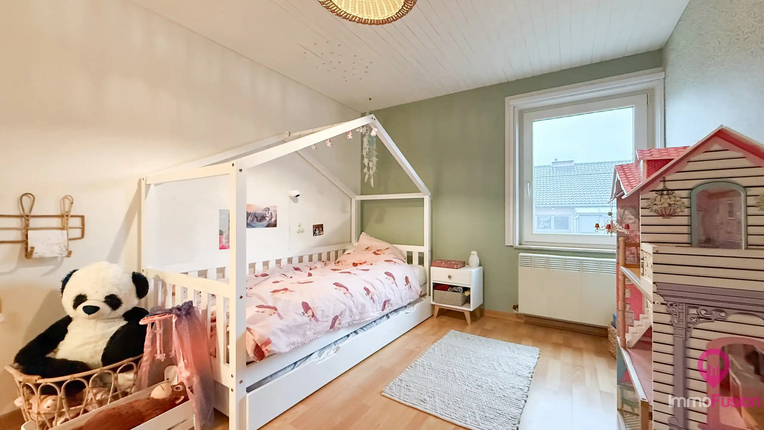 Ruime instapklare open bebouwing met 2 badkamers op 9a grond foto 26