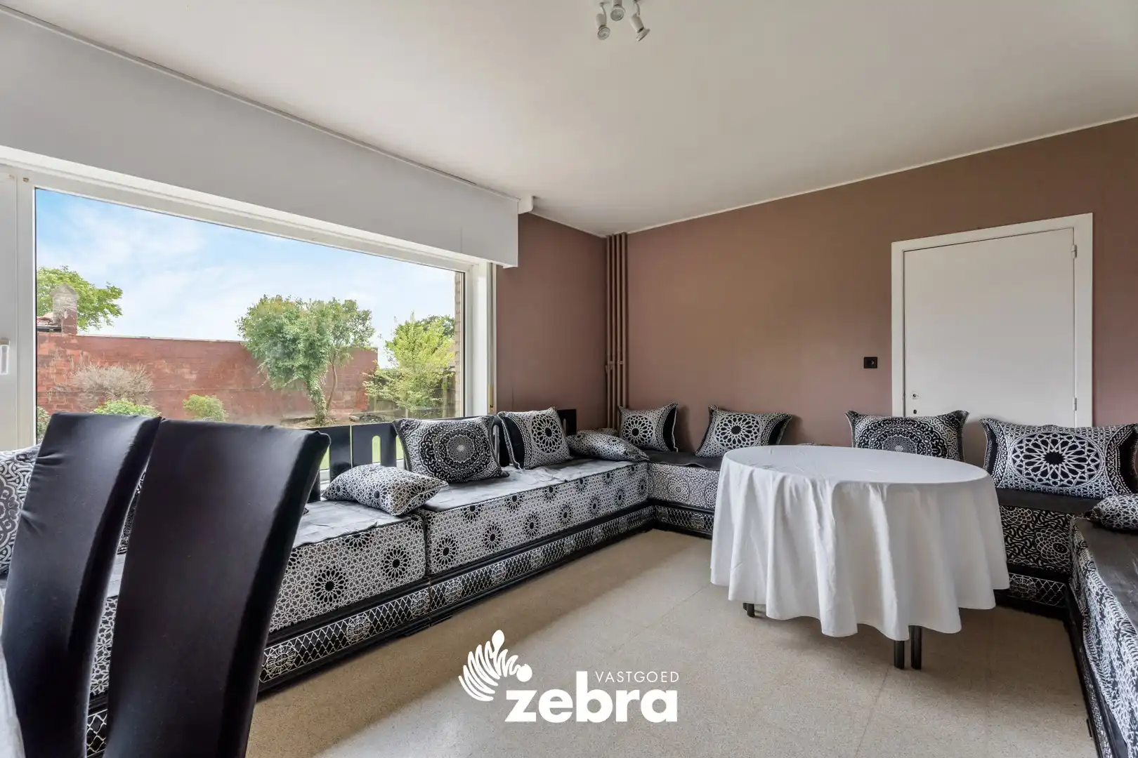 Gelijkvloers appartement met drie slaapkamers, tuin en garage te Tielt! foto 4