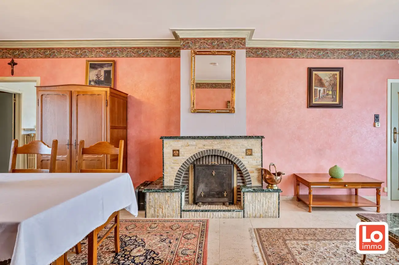 VERKOCHT! Charmante open te renoveren woning met garage en grote tuin op een goed bereikbare locatie tussen Lochristi en Oostakker! foto 7