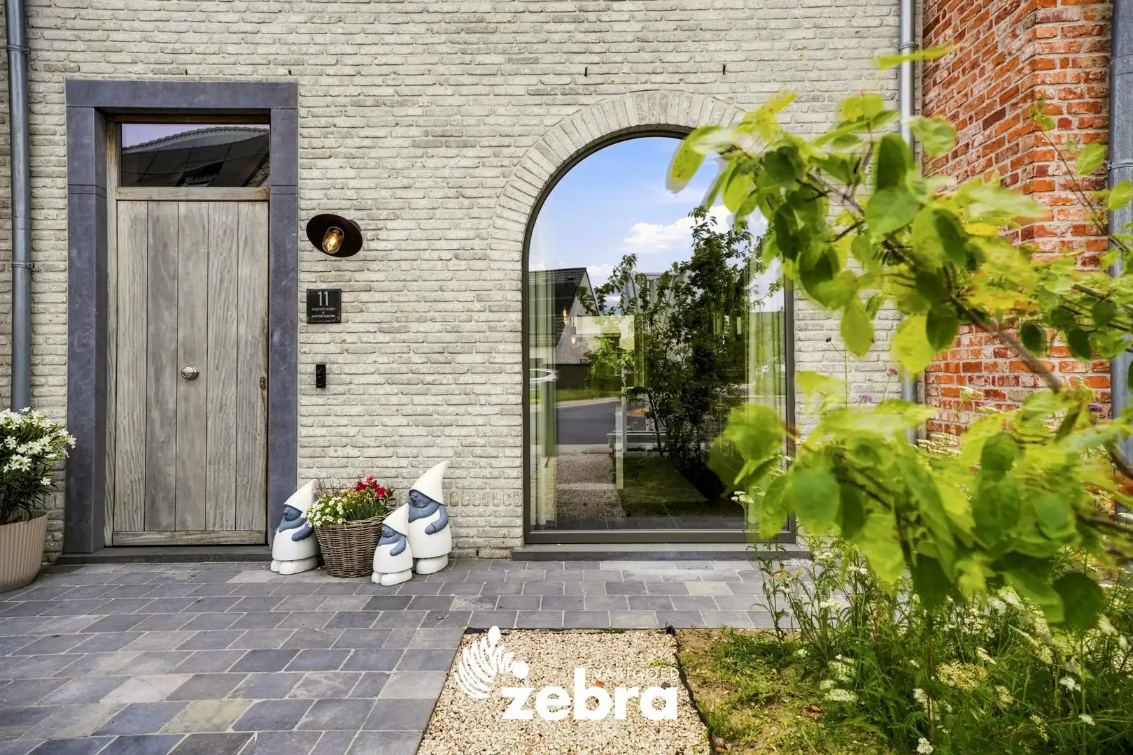 Modern wooncomfort in een instapklare woning met 4 slaapkamers! foto 2