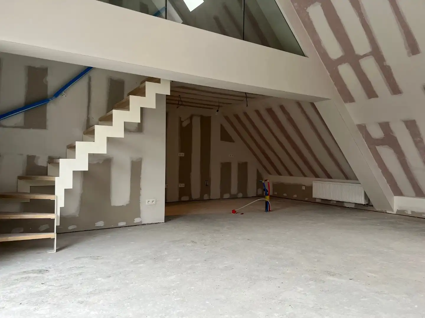 GERENOVEERD DUPLEX APPARTEMENT te Diest : 2 slpks, terras foto 5