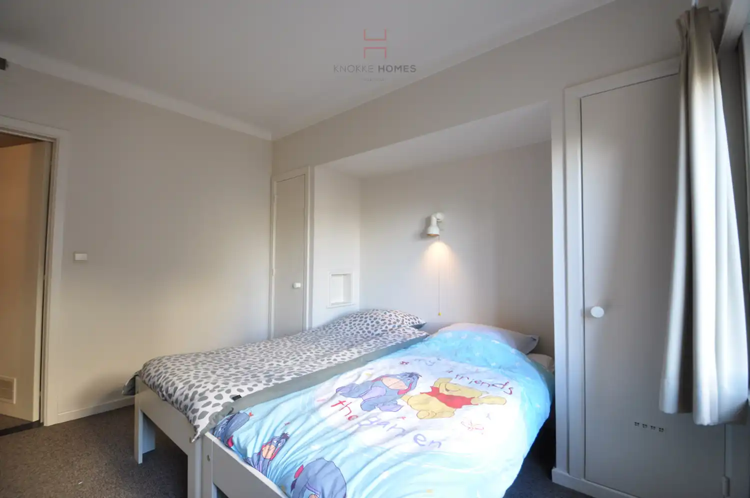 Gemeubeld twee-slaapkamer appartement met zijdelings zeezicht in een zijstraat van de zeedijk te Albertstrand foto 11