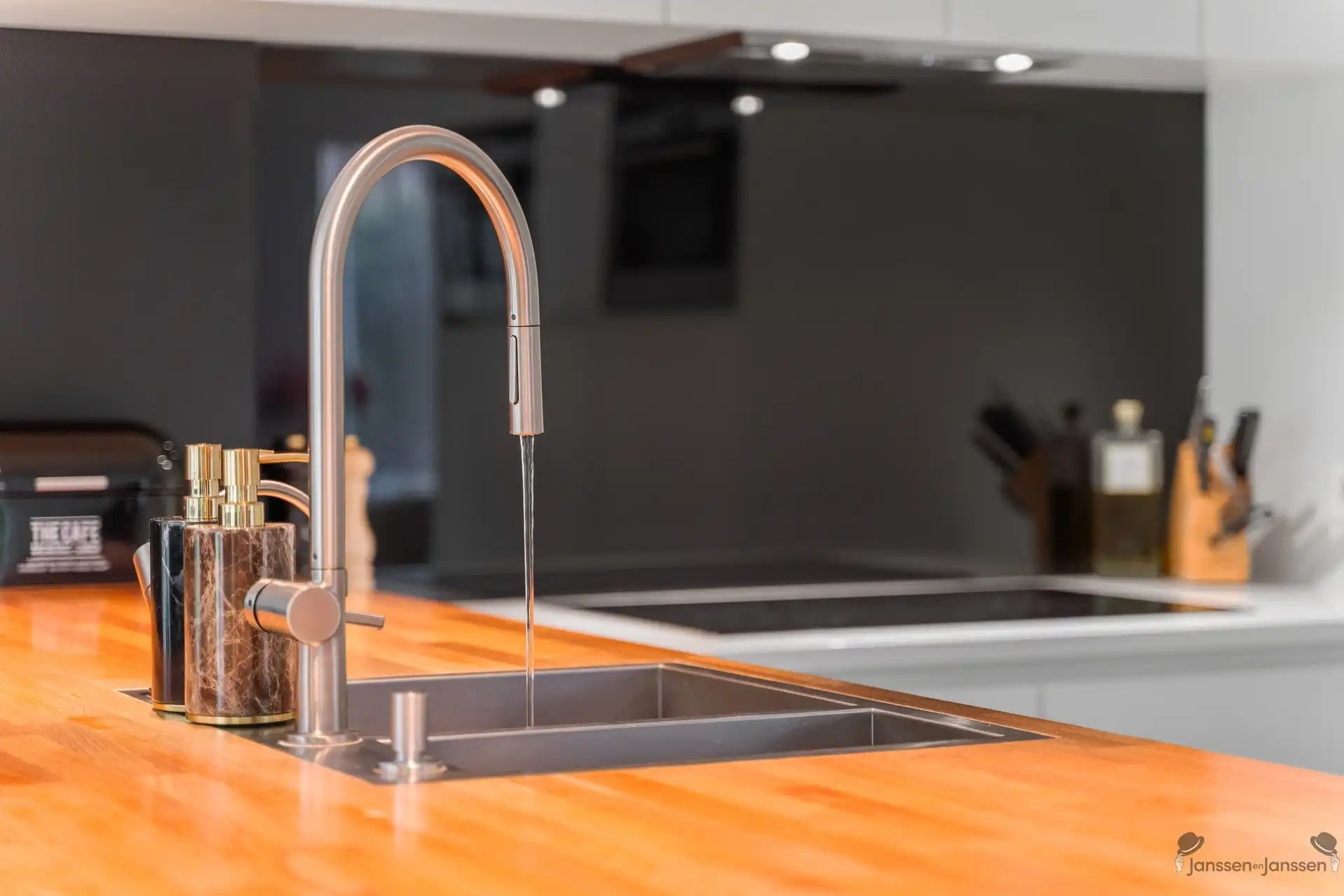 Moderne en lichtrijke woning op 600m² nabij centrum Brecht foto 8