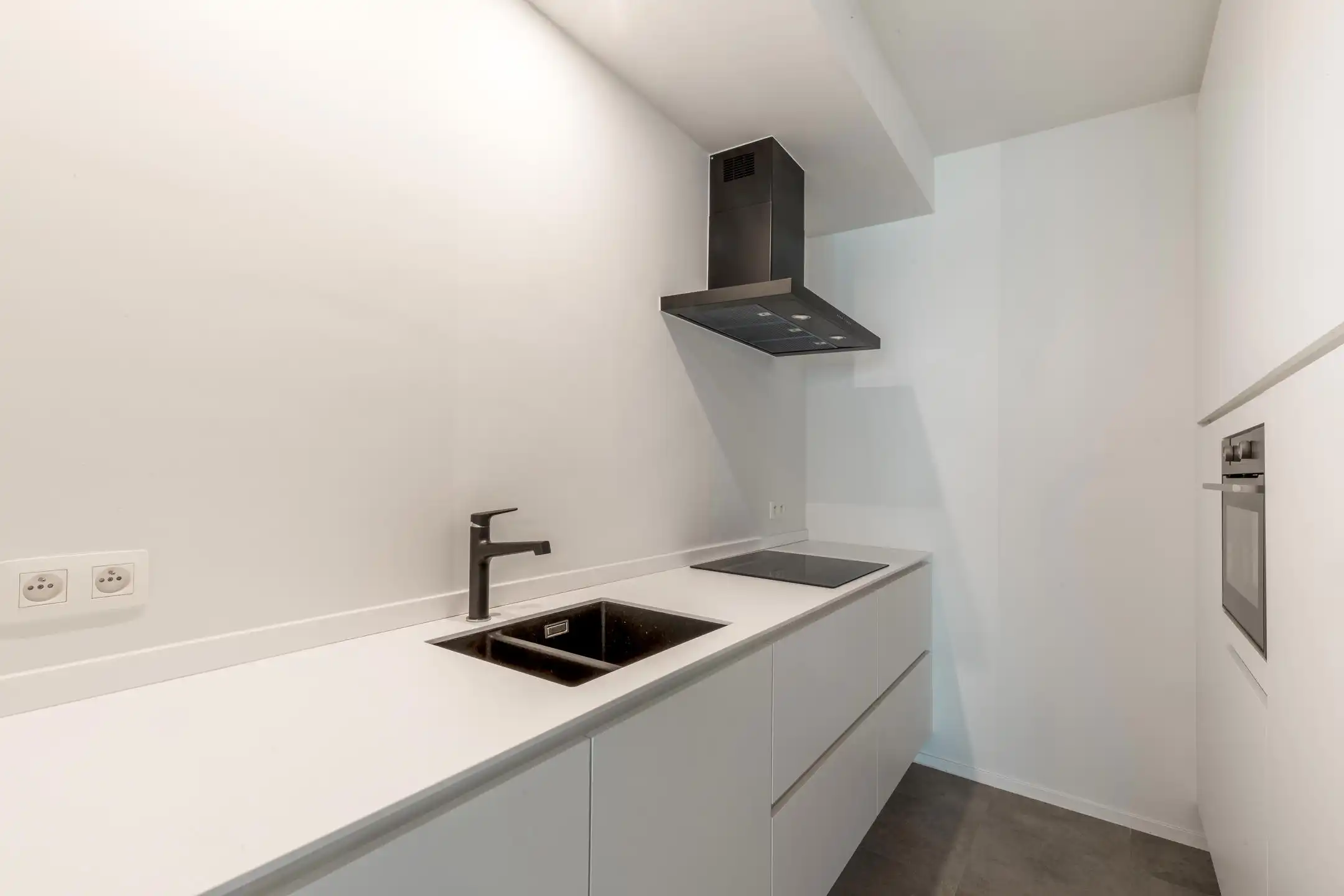 Exclusief gemeubeld loft-appartement TE HUUR op AAA+ locatie foto 15