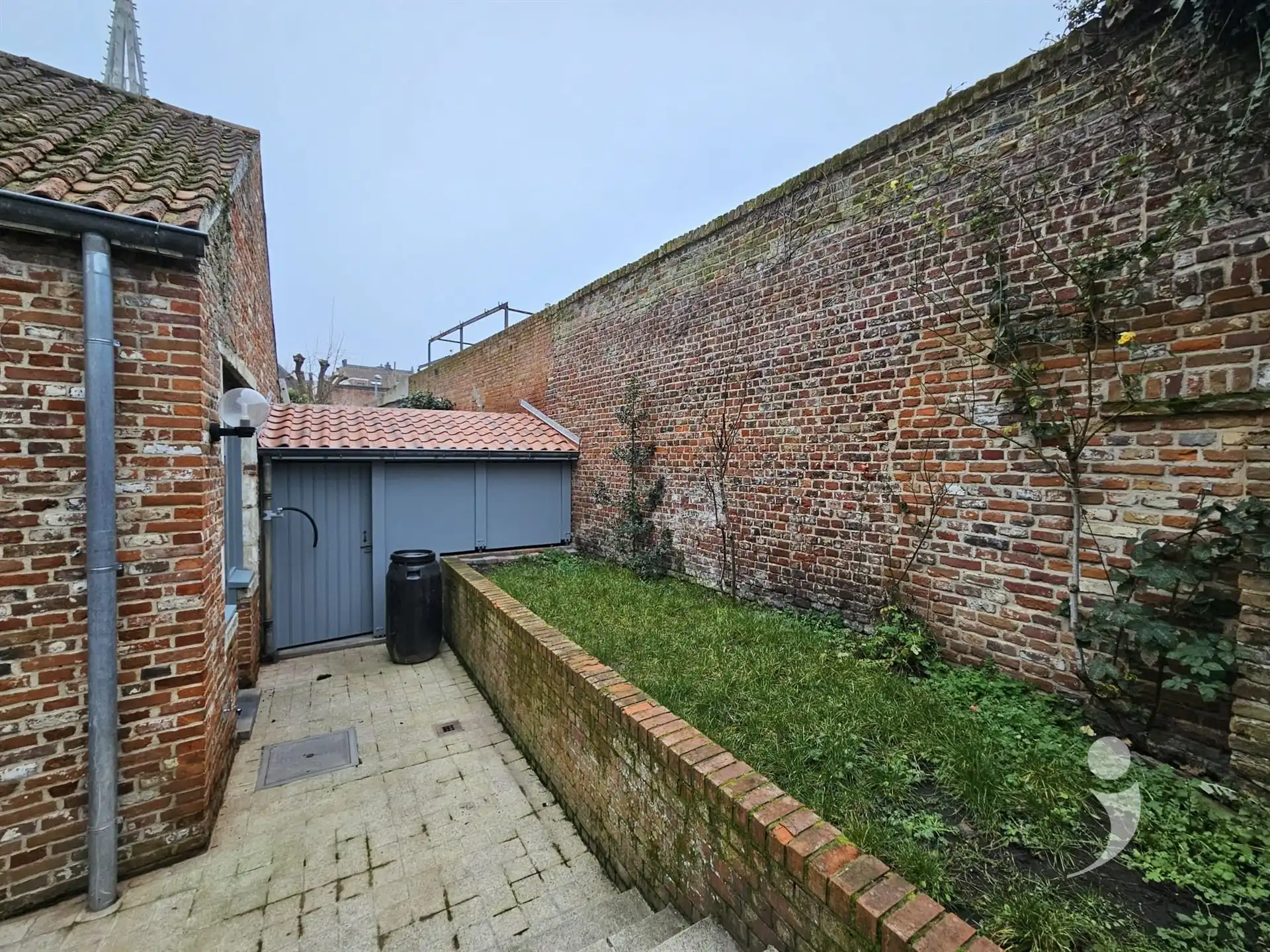 Gerenoveerd huis met historisch karakter foto 6