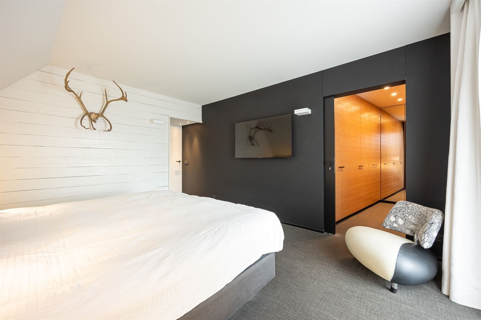 Stijlvolle villa met moderne uitbouw en zuidwest tuin. foto 18