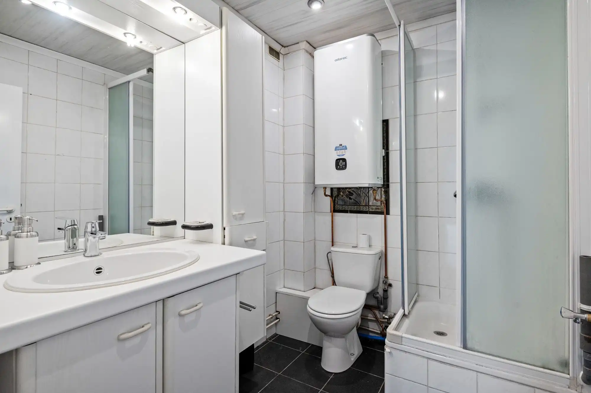 nstapklaar appartement met 2 slaapkamers in rustige doodlopende straat te Deurne! foto 13