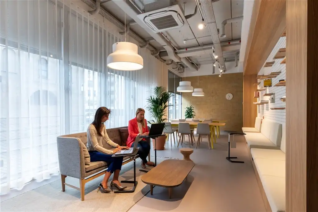 BUSINESS CENTER SPACES - Gaston Crommenlaan foto 9