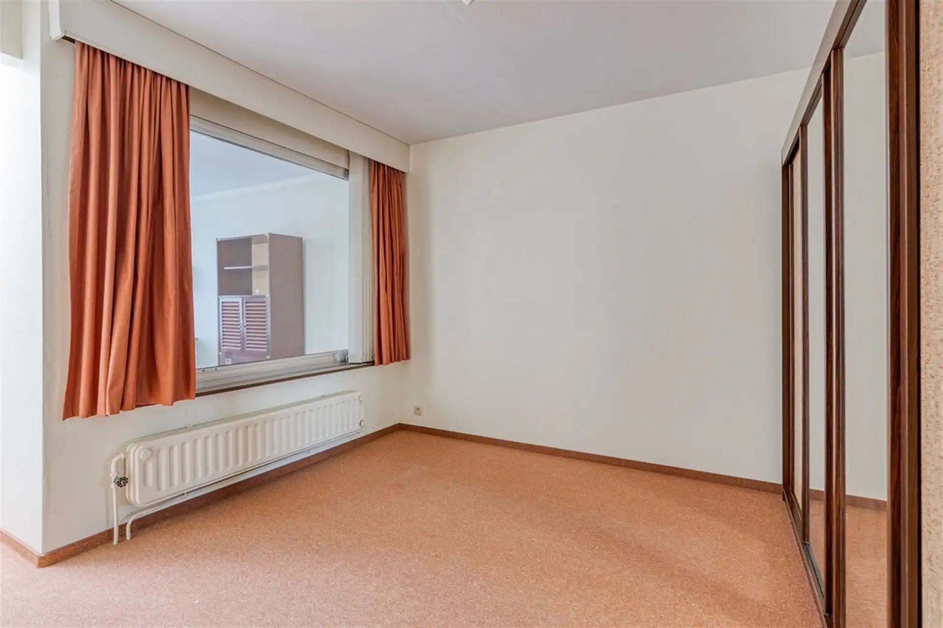Ruime, instapklare woning met 4 slpks en lage EPC score! foto 12