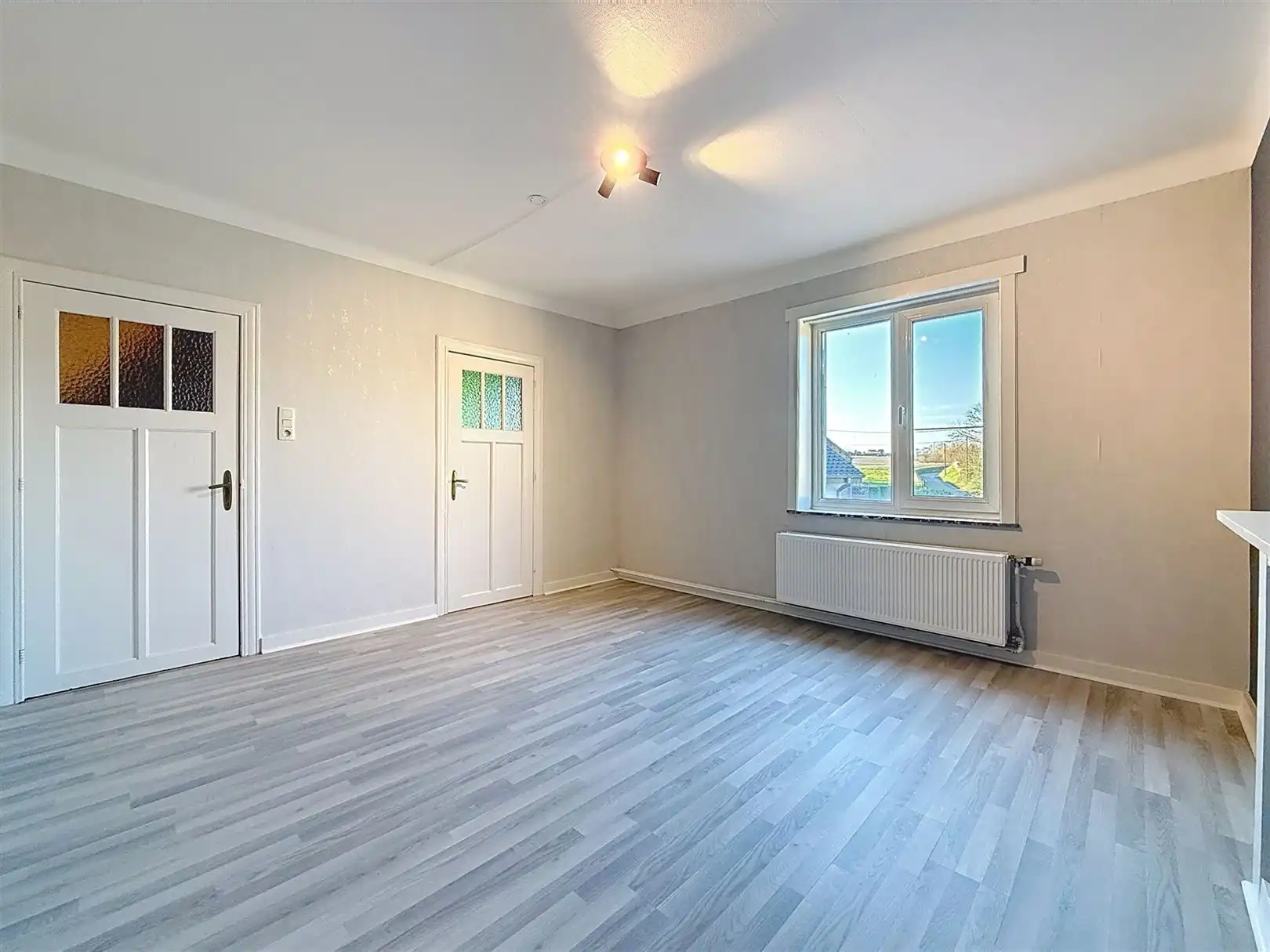 Halfopen bebouwing met 2 slpks, terras, garage foto 23