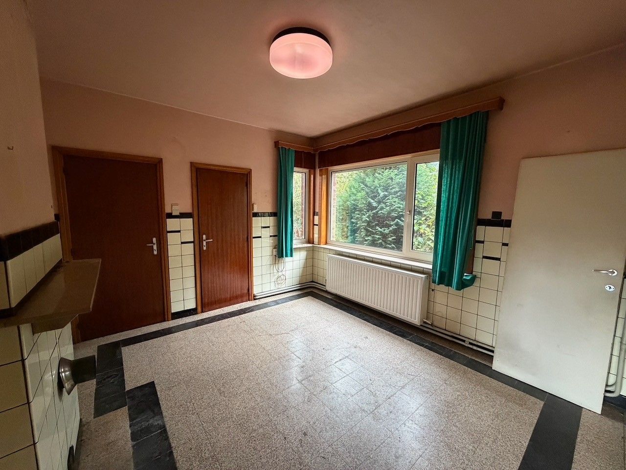 Genk-Bret, Bonderstraat 49: Te renoveren woning met charme en potentieel op een perceel van 8a 05ca. foto 11