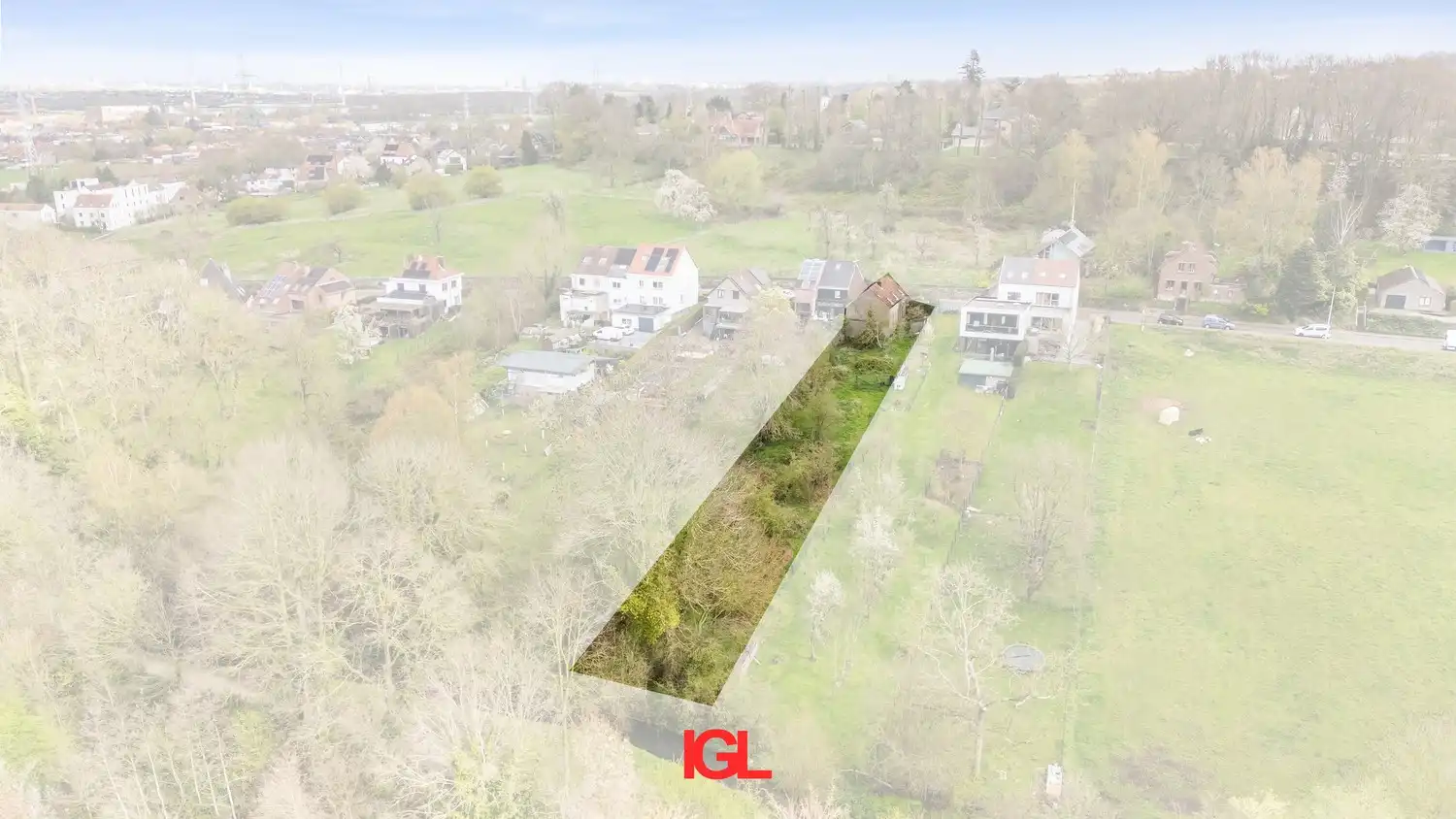 Te renoveren woning met grote tuin foto 22