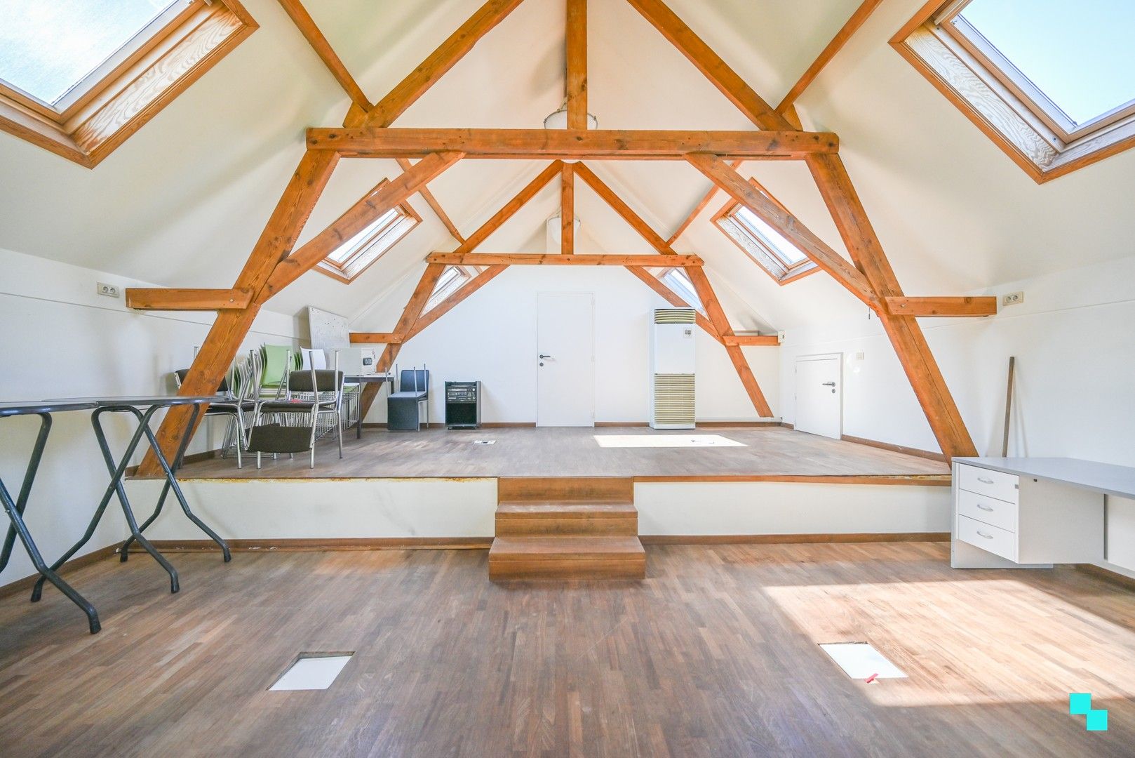 Rustig gelegen kantoorruimte aan de Leie! foto 10