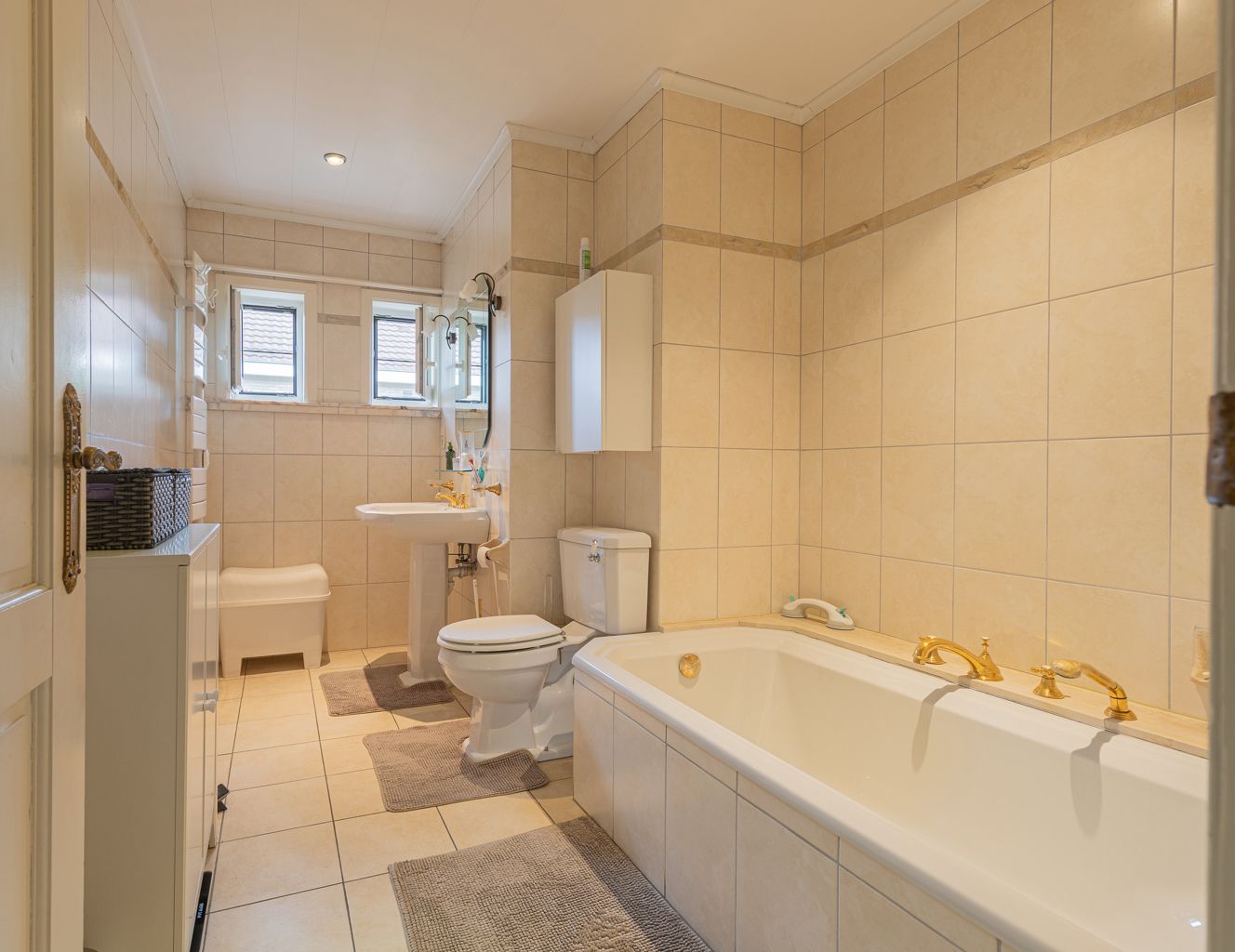 Rustig gelegen bungalow met 3 slaapkamers! foto 10