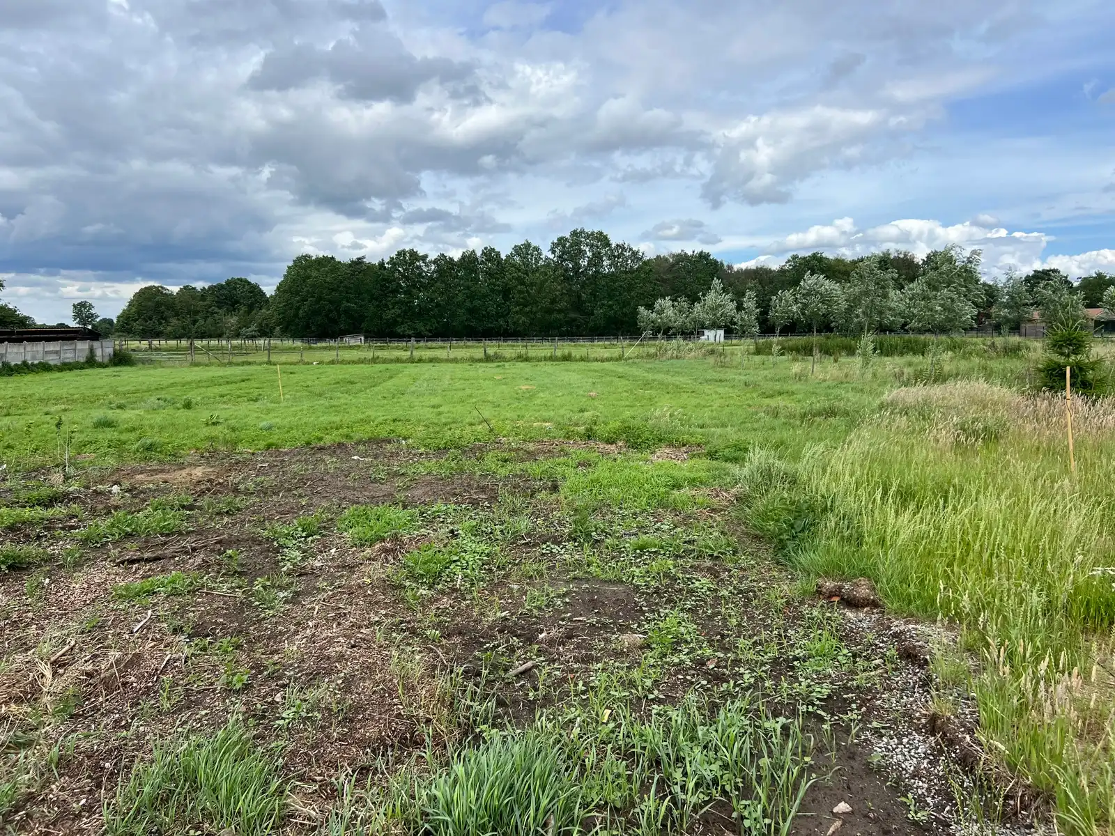 Bouwgrond voor OB (1.235m²) met achteraan agrarisch gebied foto 2