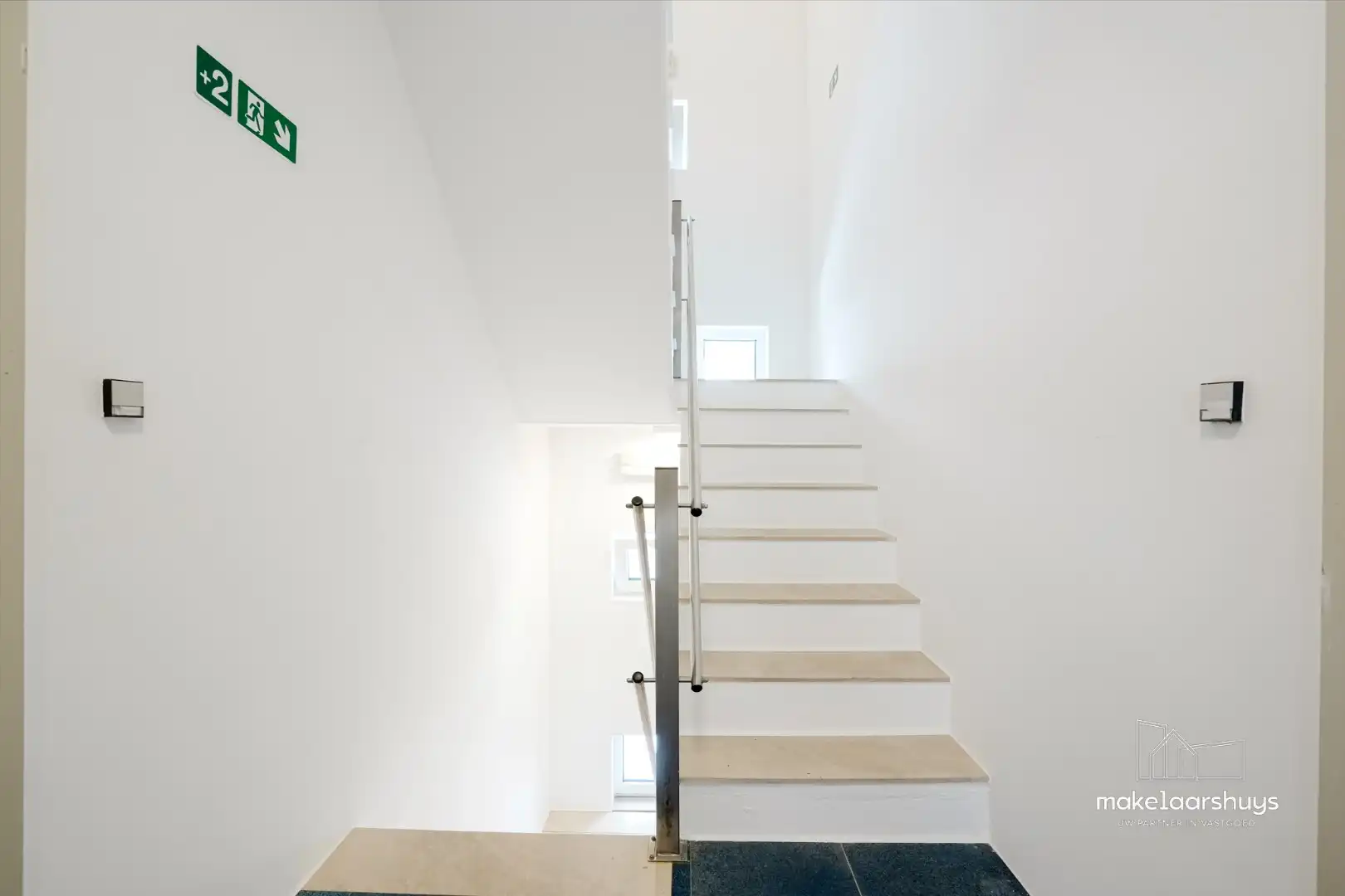 Centraal gelegen en lichtrijk  1 slaapkamerappartement nabij de Zuid foto 2