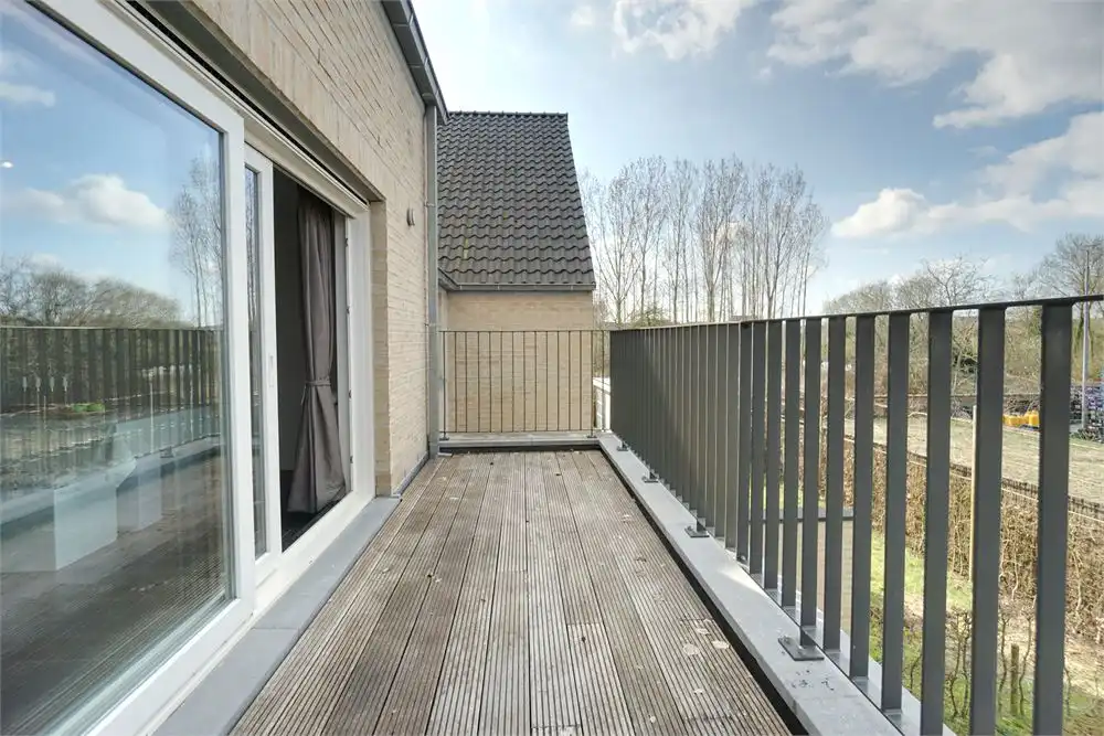 Lichtrijk duplex appartement (3 slpks).+ zonnig  terras foto 12