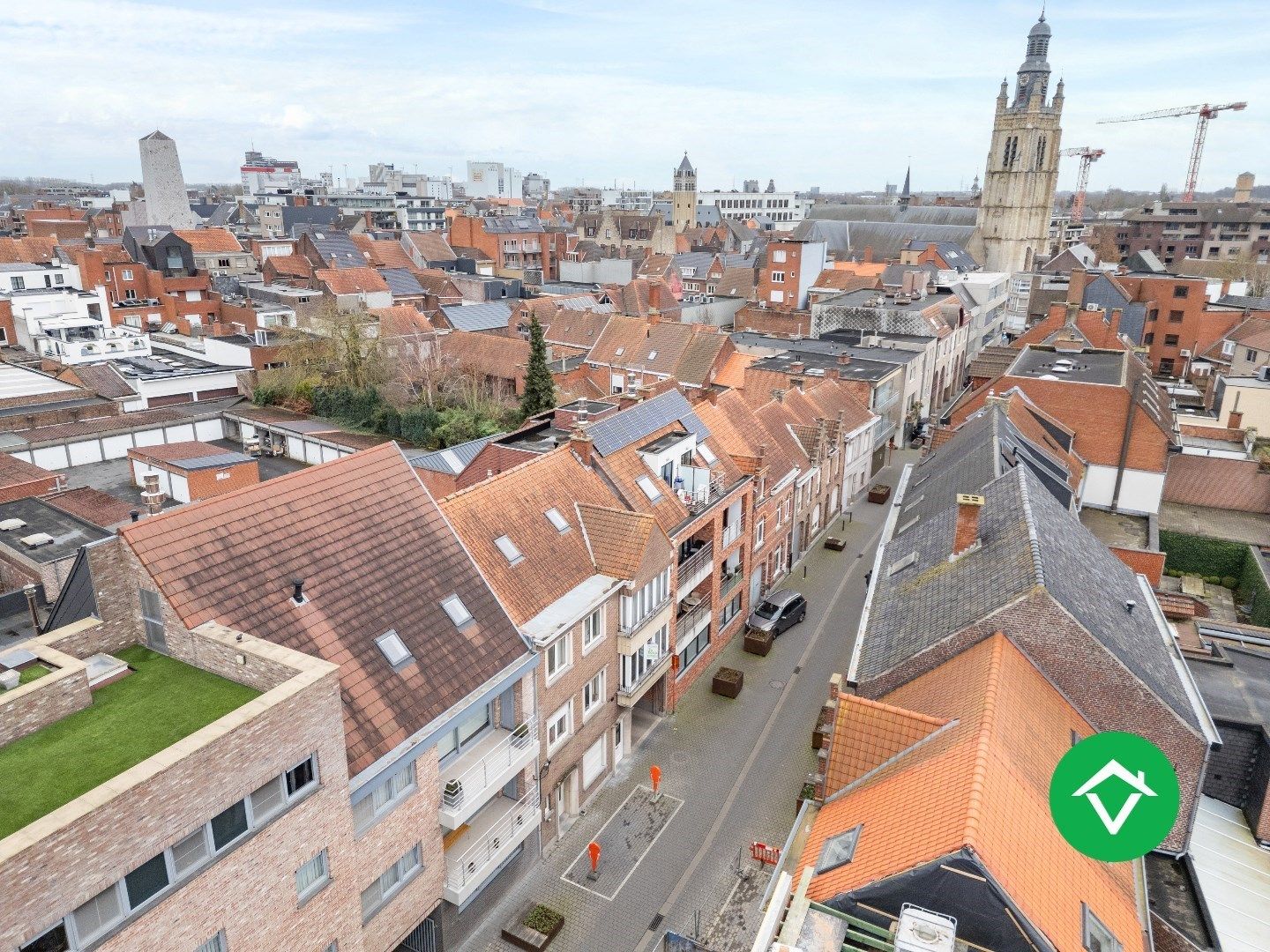 Ruimewoning in centrum Roeselare met 3 slaapkamers, dakterras en autostaanplaats foto 24
