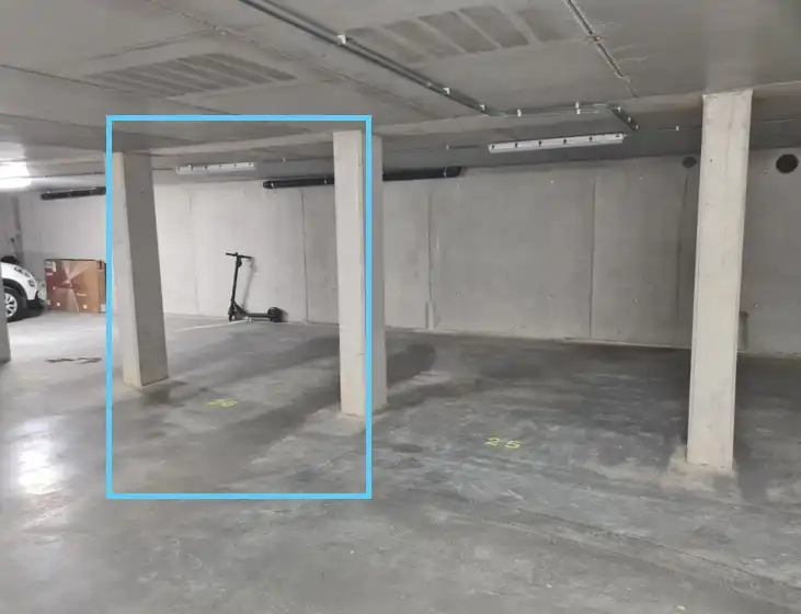 Ondergrondse autostaanplaats te huur in Wippelgem foto {{pictureIndex}}