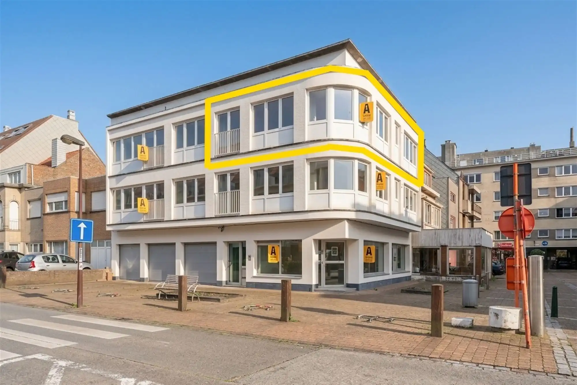 Gerenoveerd appartement vlakbij zee! foto {{pictureIndex}}