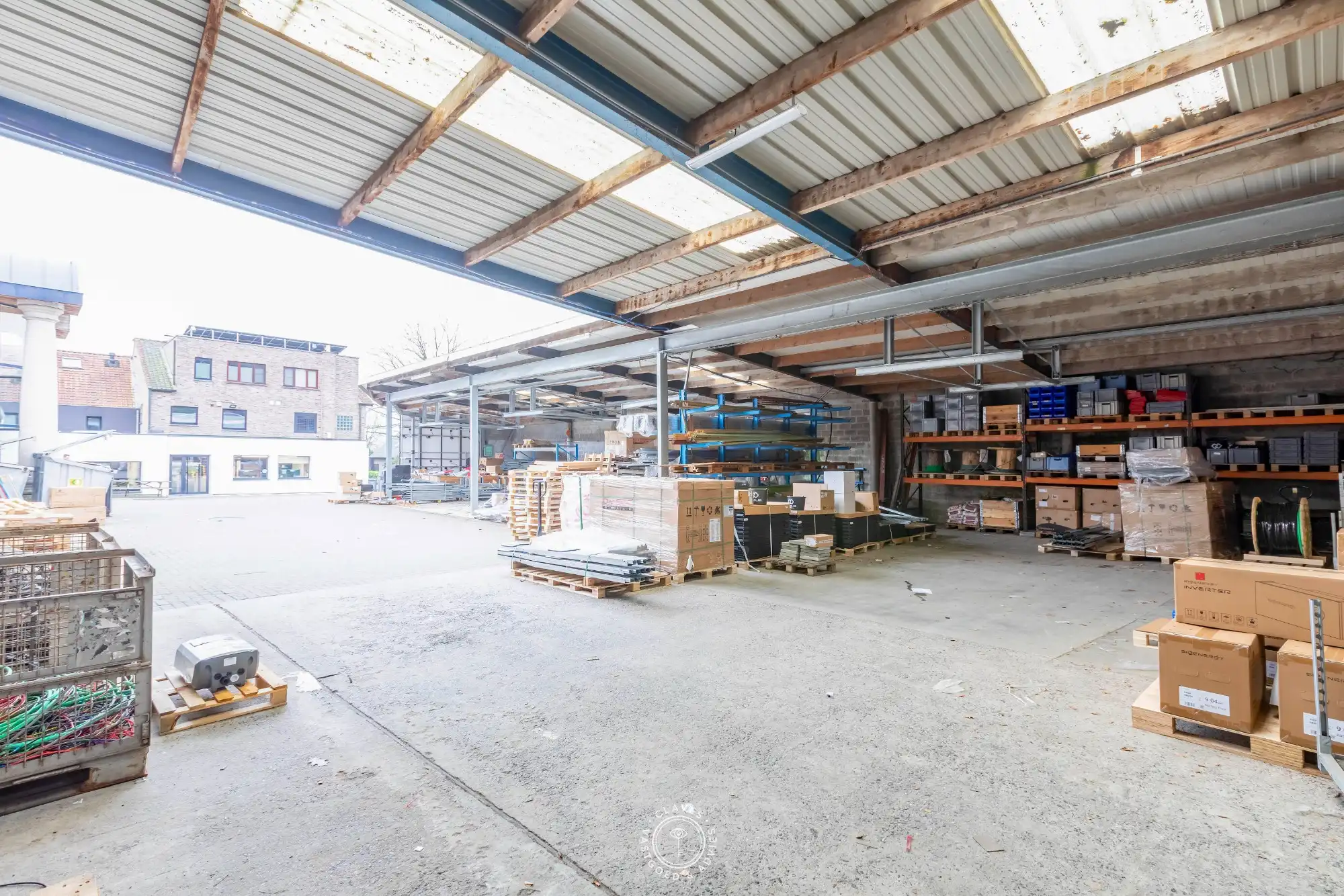 Operationele uitvalsbasis voor KMO — kantoor + loods + magazijn foto 28