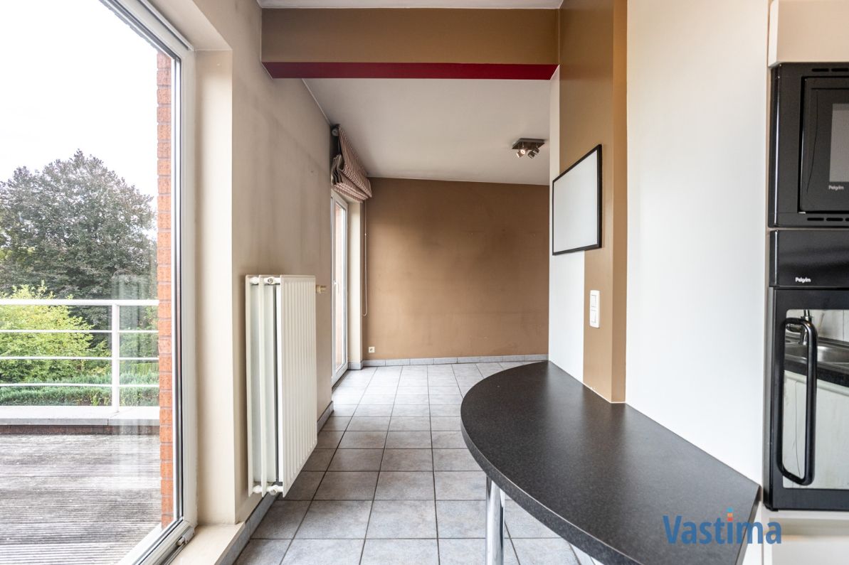 Licht, ruimte en locatie – appartement met 2 slaapkamers, groot terras en garage foto 7