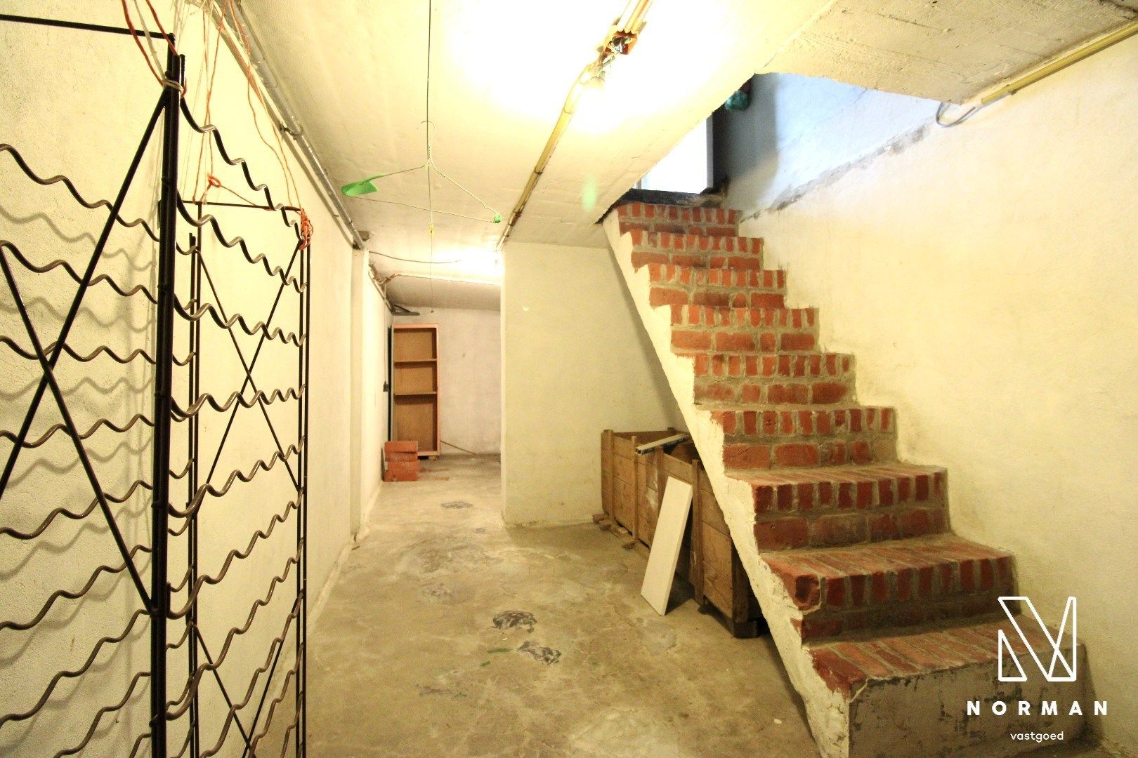 Alleenstaande woning op groot perceel te Deerlijk foto 12