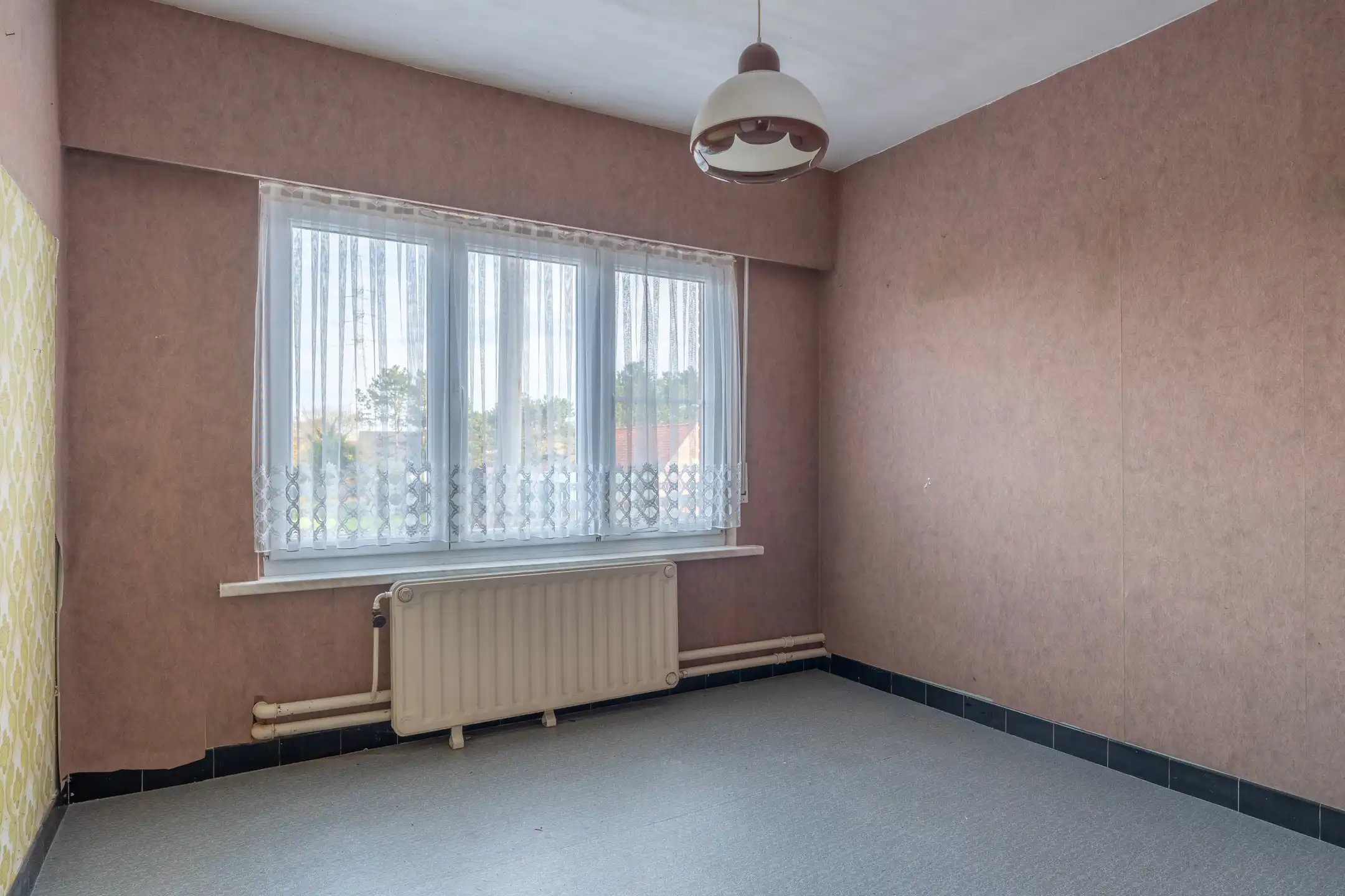 Te renoveren woning met 3 slpk's op ruim perceel te Beerse foto 19