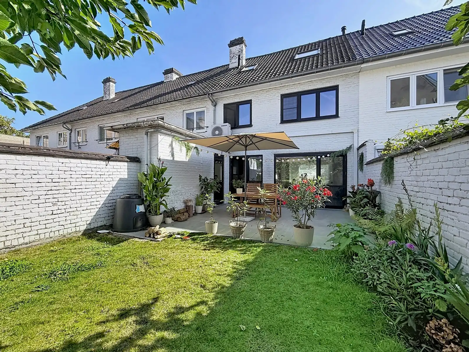 Unieke stadswoning in het Begijnhof MET 3 SLPK én Tuin! foto 23