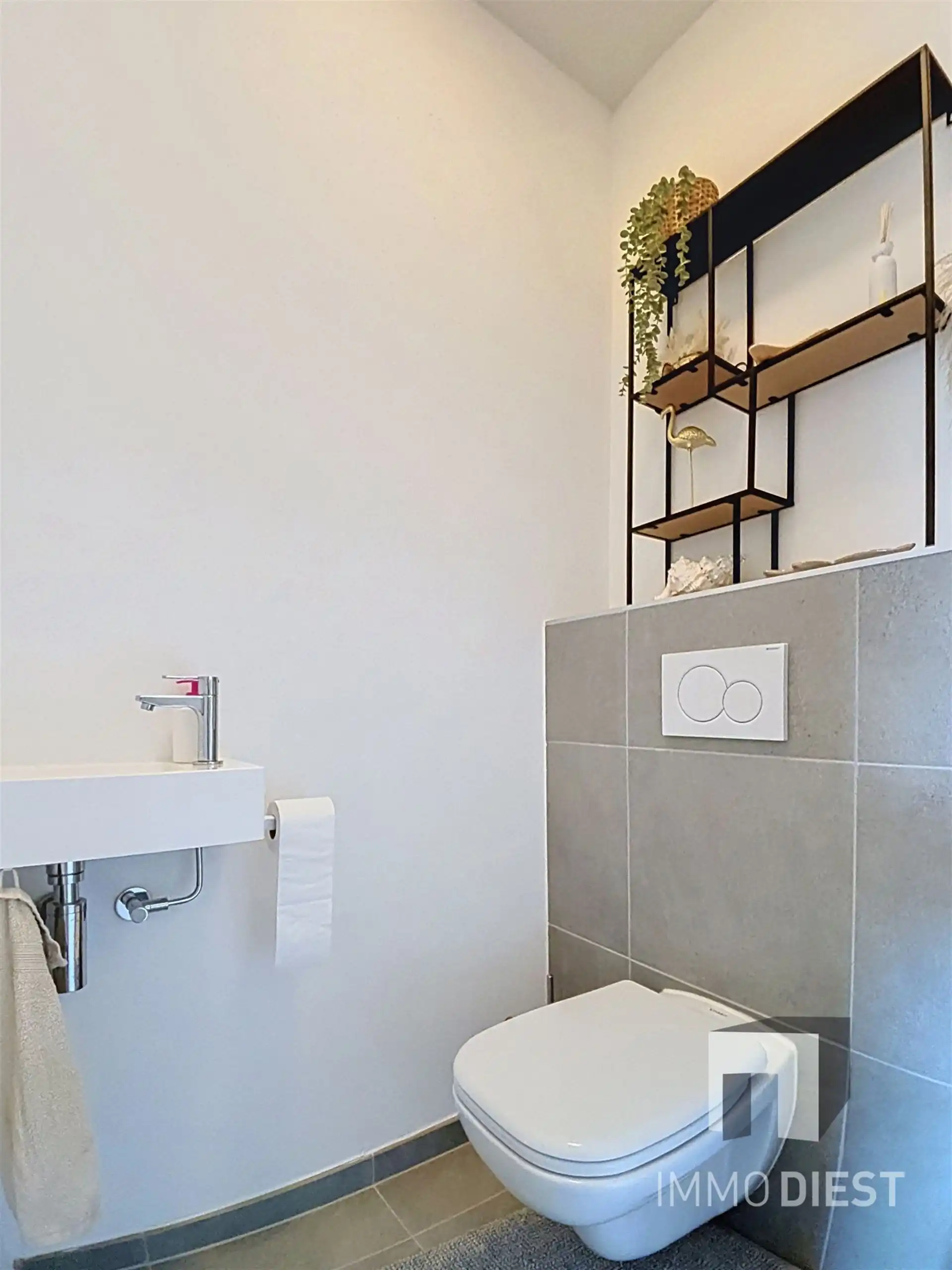 Energiezuinig appartement met twee slaapkamers en ondergrondse autostaanplaats net buiten de stadskern van Diest. foto 13