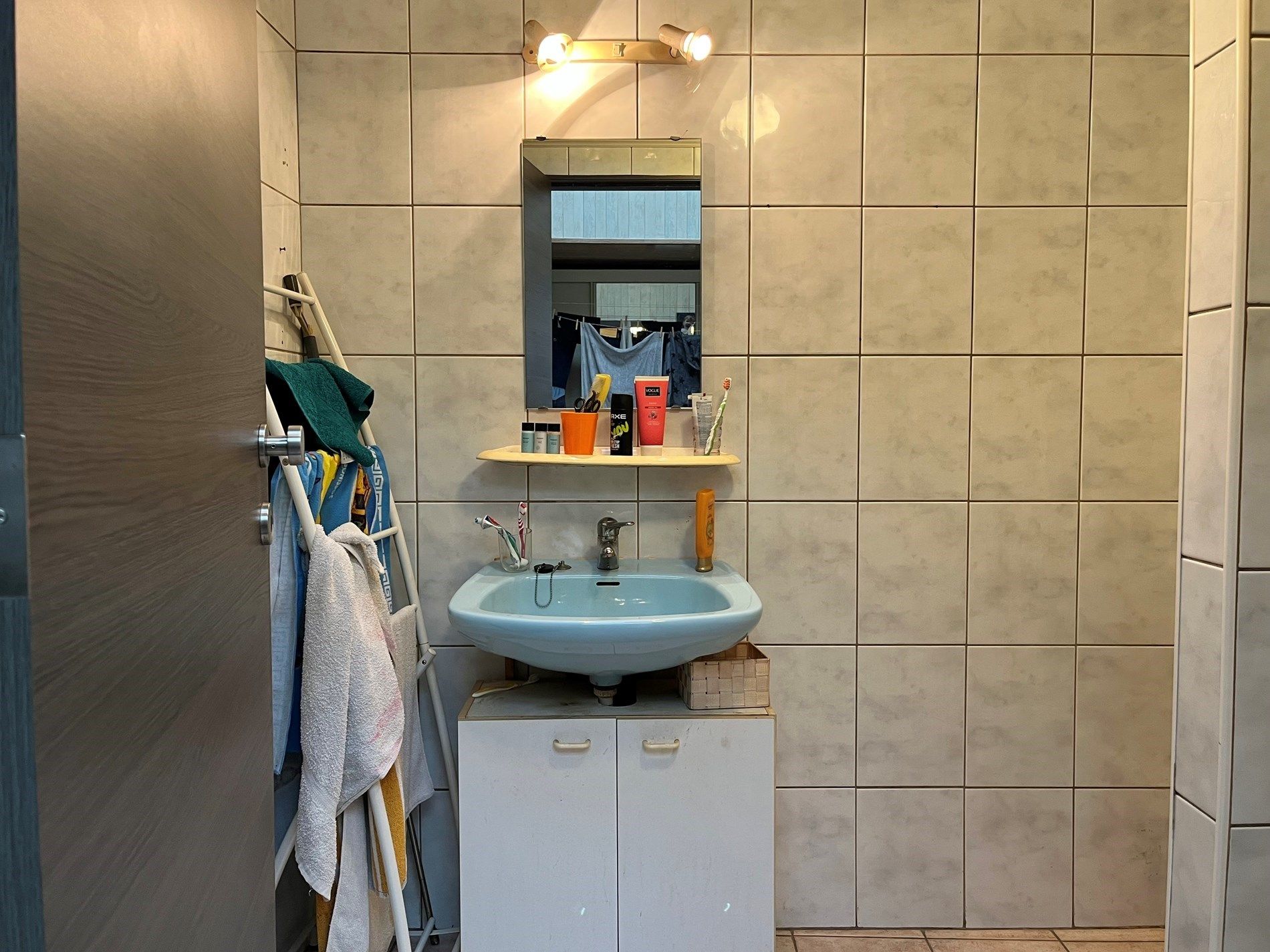 Gezellige woning te koop in Oostrozebeke! foto 12