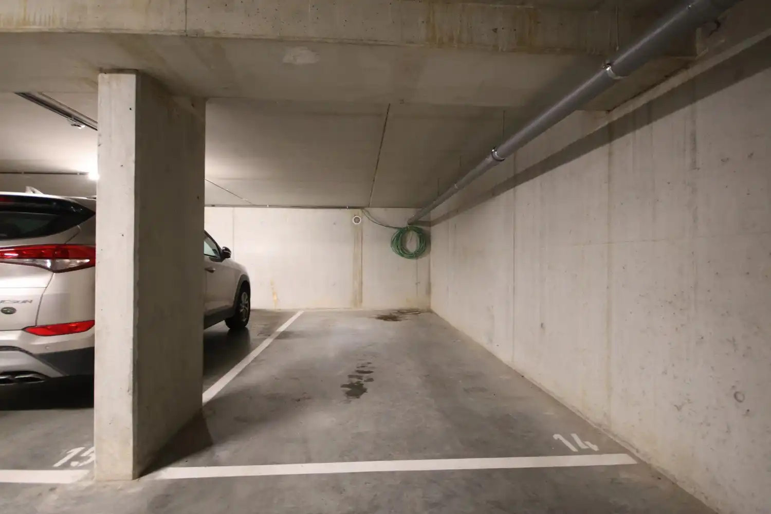 Staanplaats te huur in het centrum van Sint-Truiden foto 2