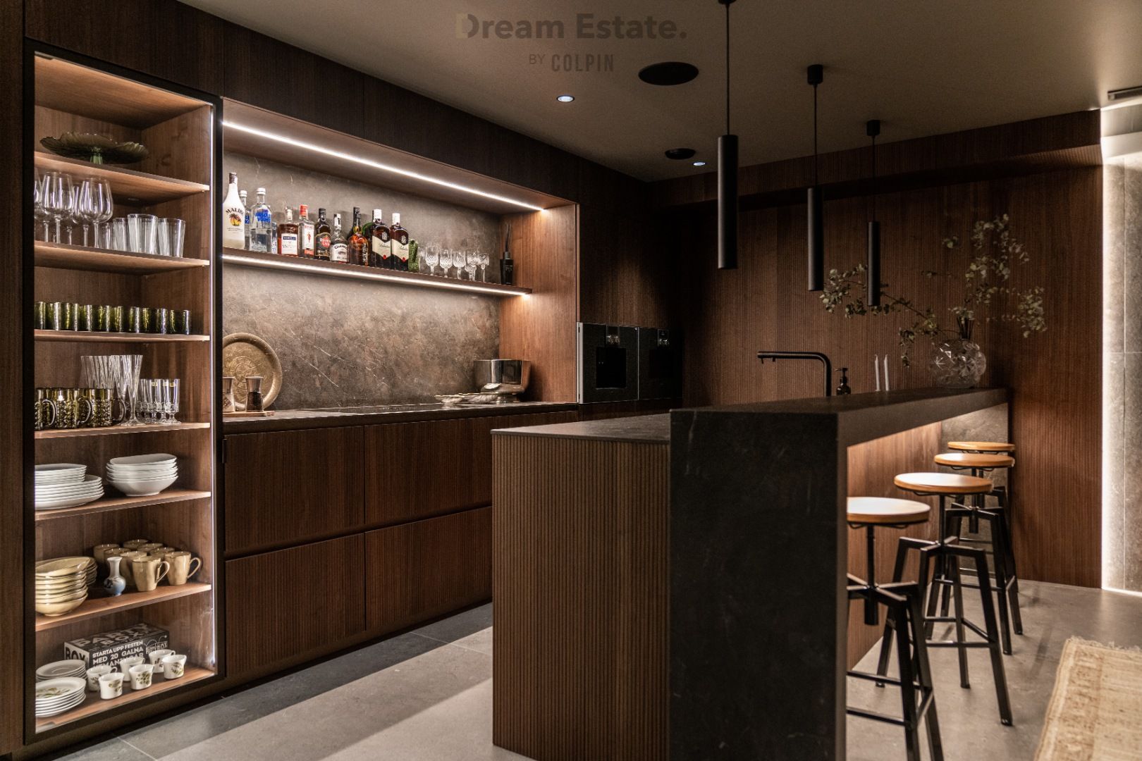 Nieuwe moderne villa op een heuvel met alle luxe voorzieningen te El Madoñal, Benahavis foto 10