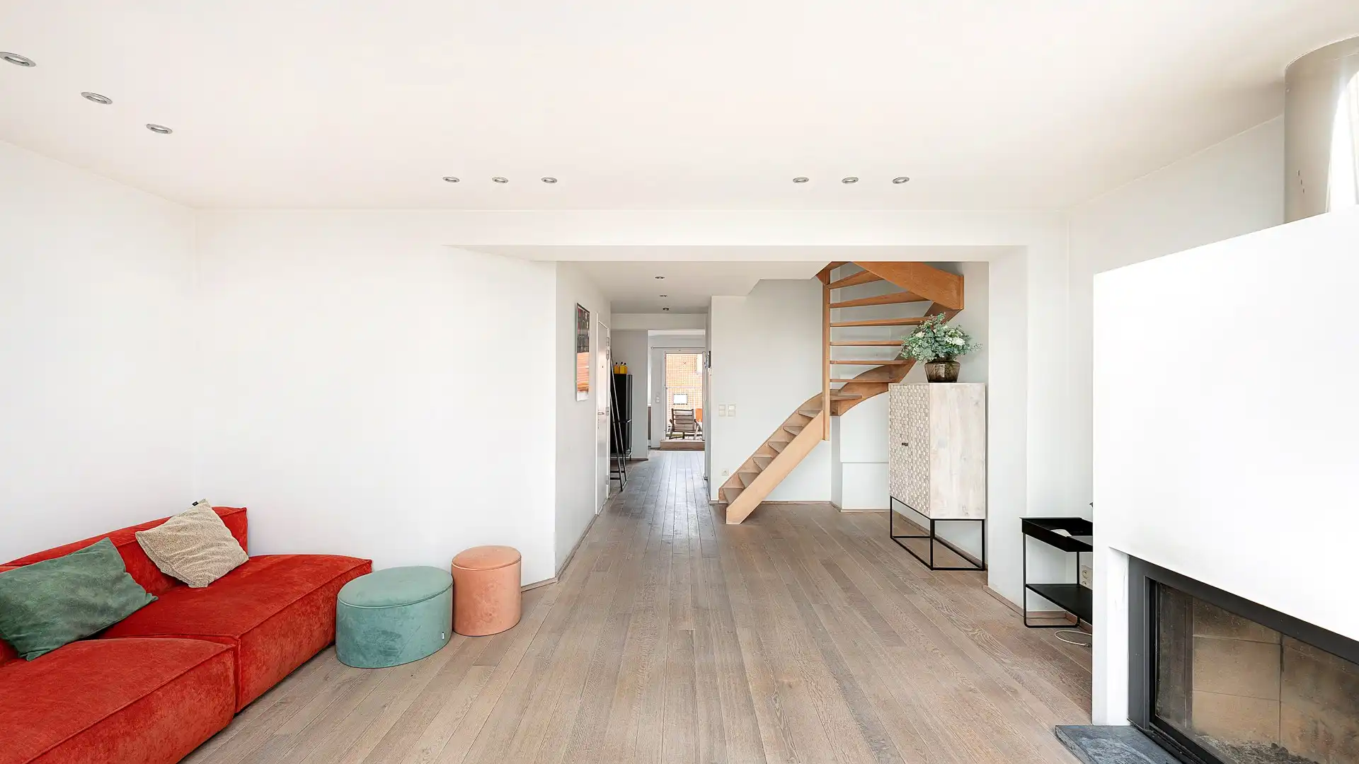 Ruim duplex appartement met zonnige terrassen in hartje Knokke foto 8