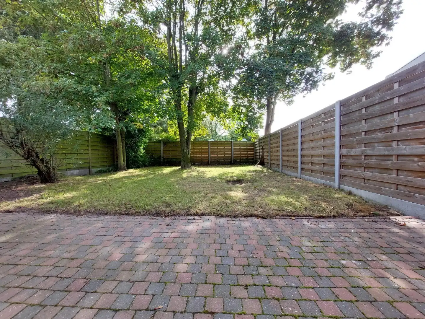 Instapklare halfopen woning foto 8