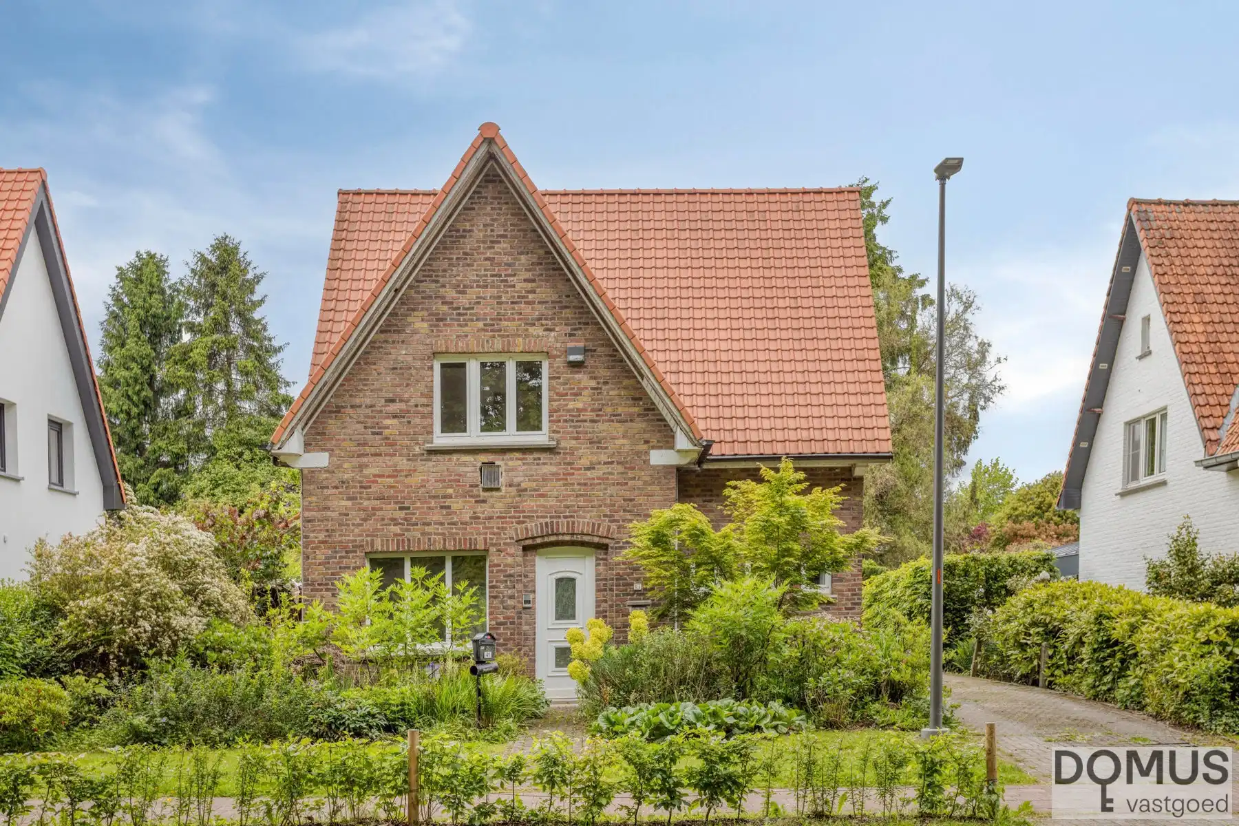 Charmante open bebouwing op toplocatie foto 3