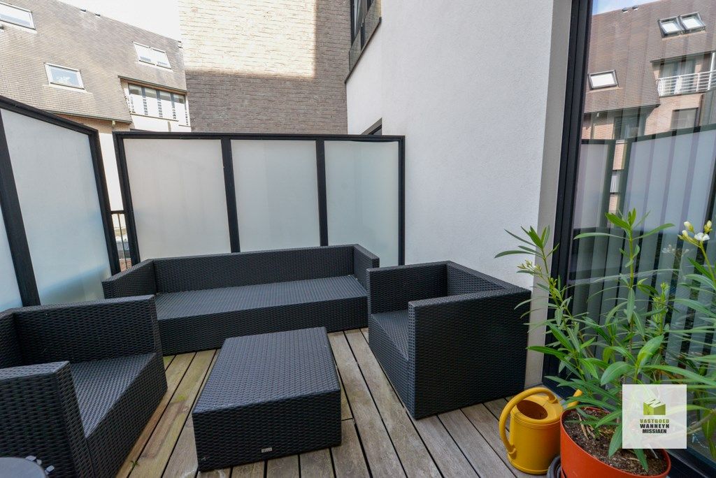 Energiezuinig 2-slpk appartement met 2 terrassen op het Stationsplein foto 14